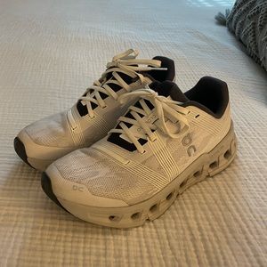 Women’s On Cloud Go